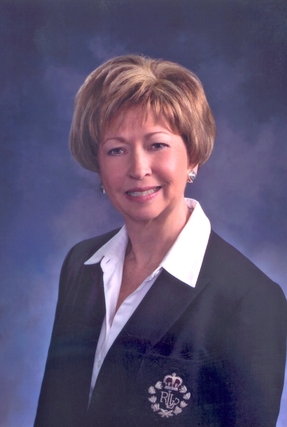 Dando-pat-headshot (1) Dando-pat-headshot