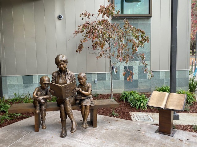 Sculpture-plaque-landscaping